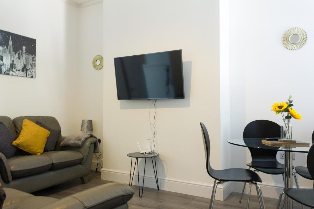 Boaler House, Modern 4 Bed House With Parking Sleeps 8 Villa Liverpool Esterno foto