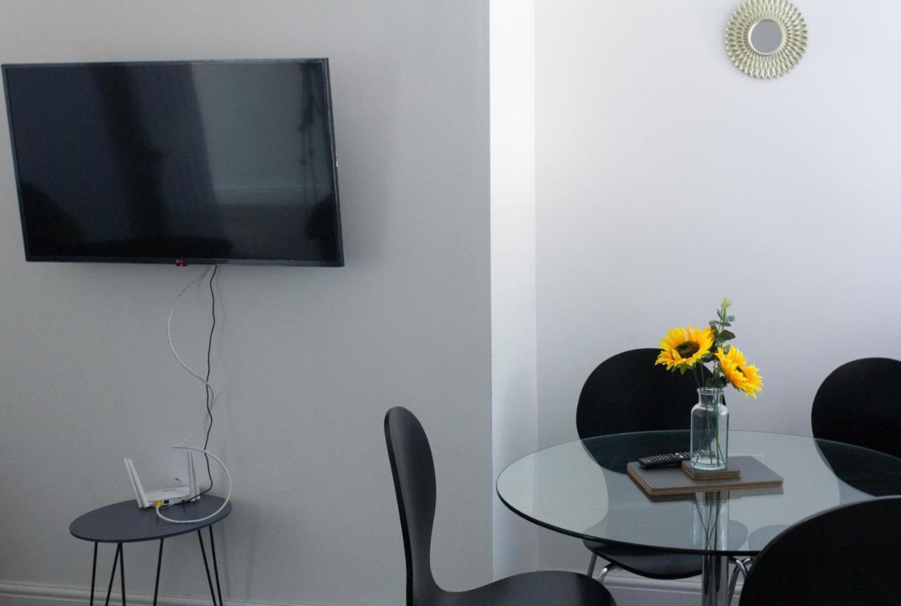 Boaler House, Modern 4 Bed House With Parking Sleeps 8 Villa Liverpool Esterno foto